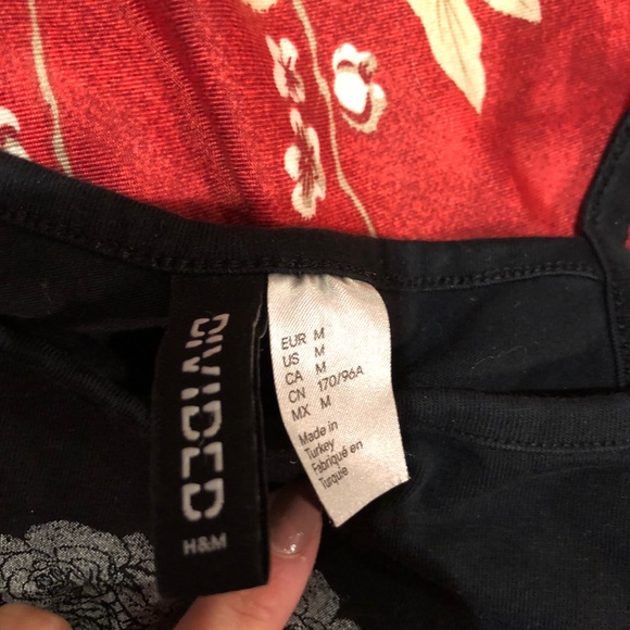 H&M Crop Top - Picture 2 of 3